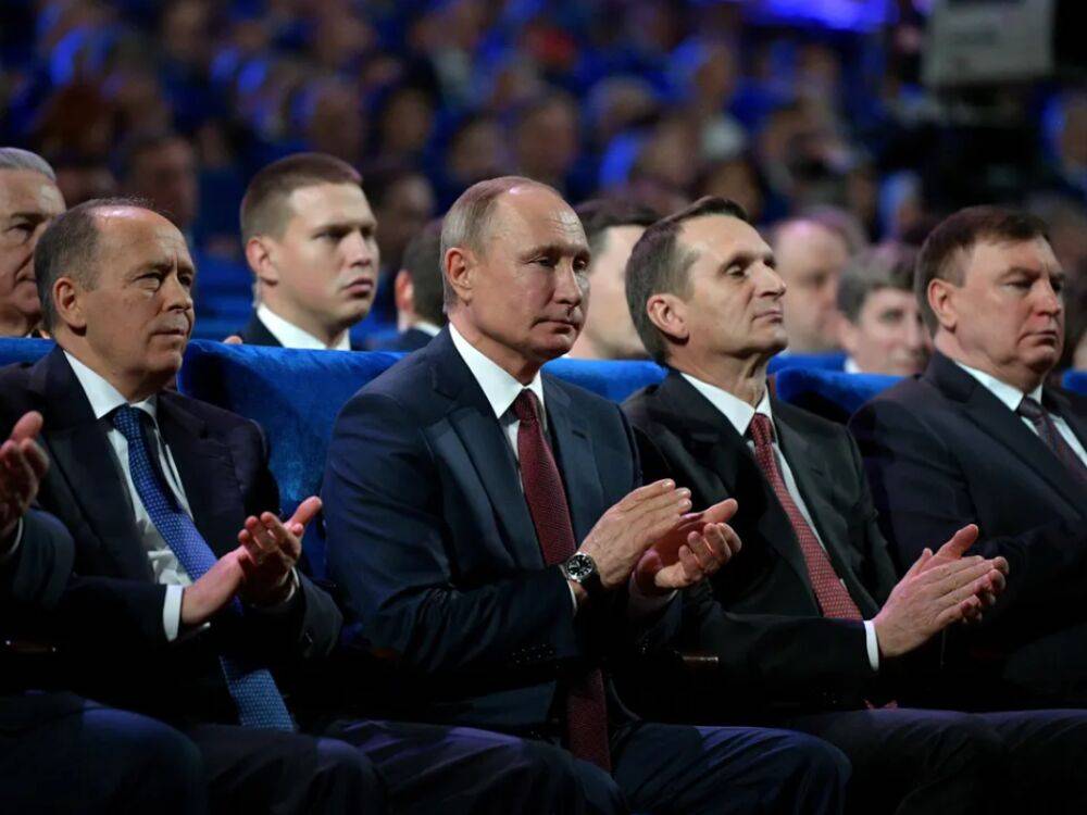 Геннадий Гудков: Может ли кто-то из соратников зайти к Путину и сказать: "Володя, пора уходить"? Мне кажется, пока еще нет. Рисково, может не выйти
