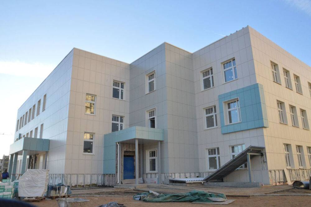 В Твери строят детский сад и ремонтируют школу