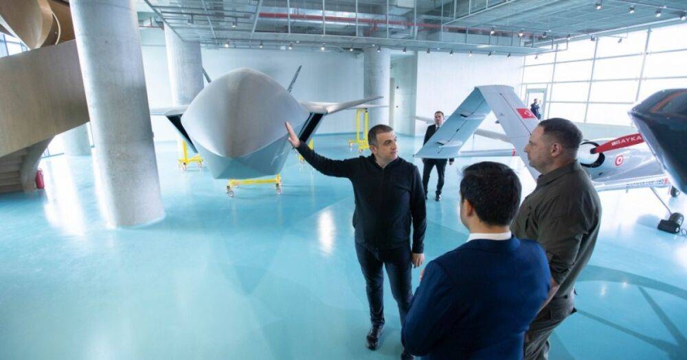 Украина совместно с Турцией будет производить авиадвигатели, — Зеленский
