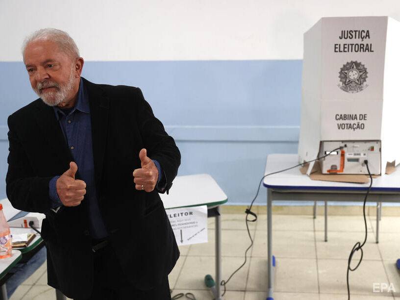 В Бразилии во второй тур президентских выборов вышли бывший и действующий главы государства