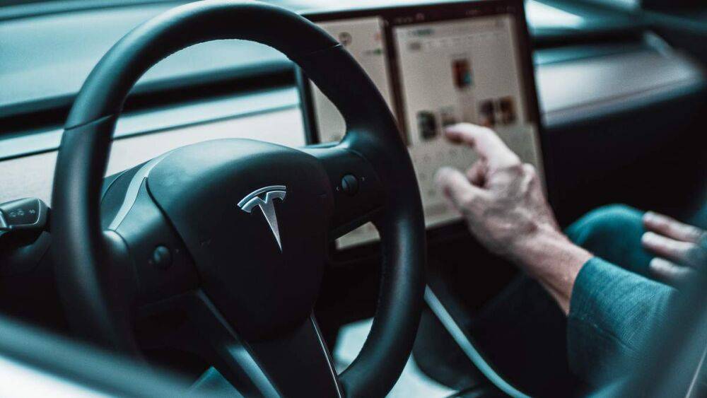 Tesla собирается расширить завод электромобилей в Германии