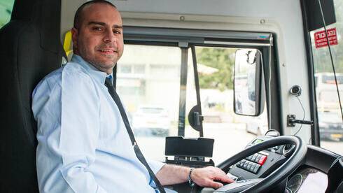 До 51 шекеля в час: компания "Метрополин" ищет водителей автобусов на высокую зарплату