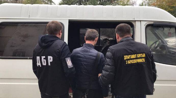 Наркотики под видом комбикорма: в Харьковской области разоблачили дельцов