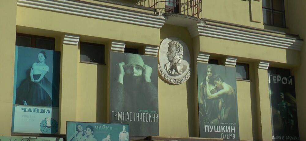 Со второй попытки: Харьковский облсовет попытается переименовать театр Пушкина