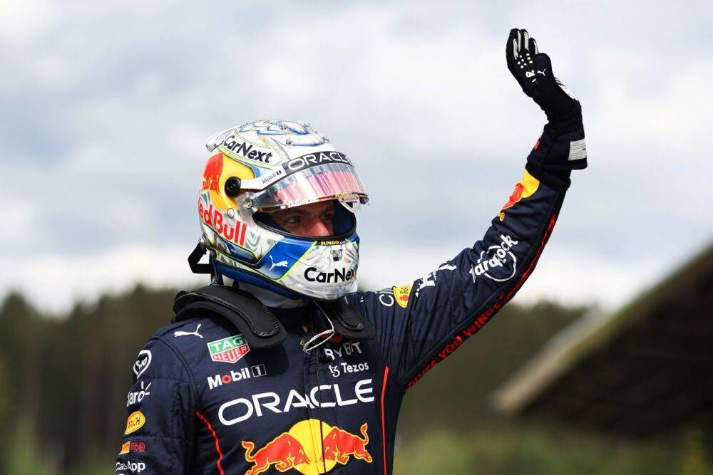 Макс Ферстаппен во второй раз стал чемпионом мира Формулы-1