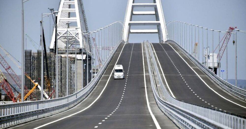 Стало известно, сколько россияне заплатили за охрану Крымского моста в 2022 году