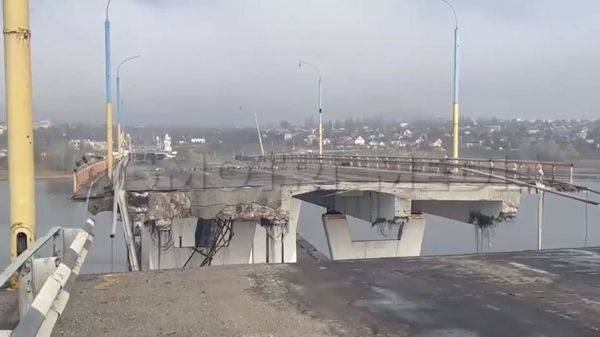Наступление ВСУ на Херсон: Антоновский мост разрушен, минобороны России объявило об окончании «переброски» войск за Днепр