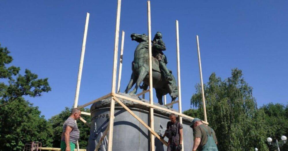 Деколонизация в действии: из центра Измаила уберут памятник Суворову