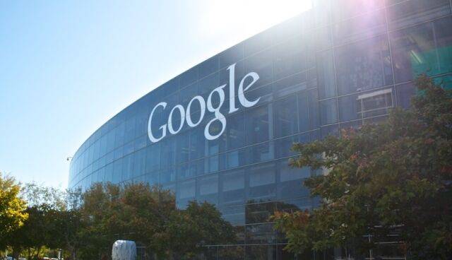 Google выплатит $400 млн за отслеживание местоположения пользователей