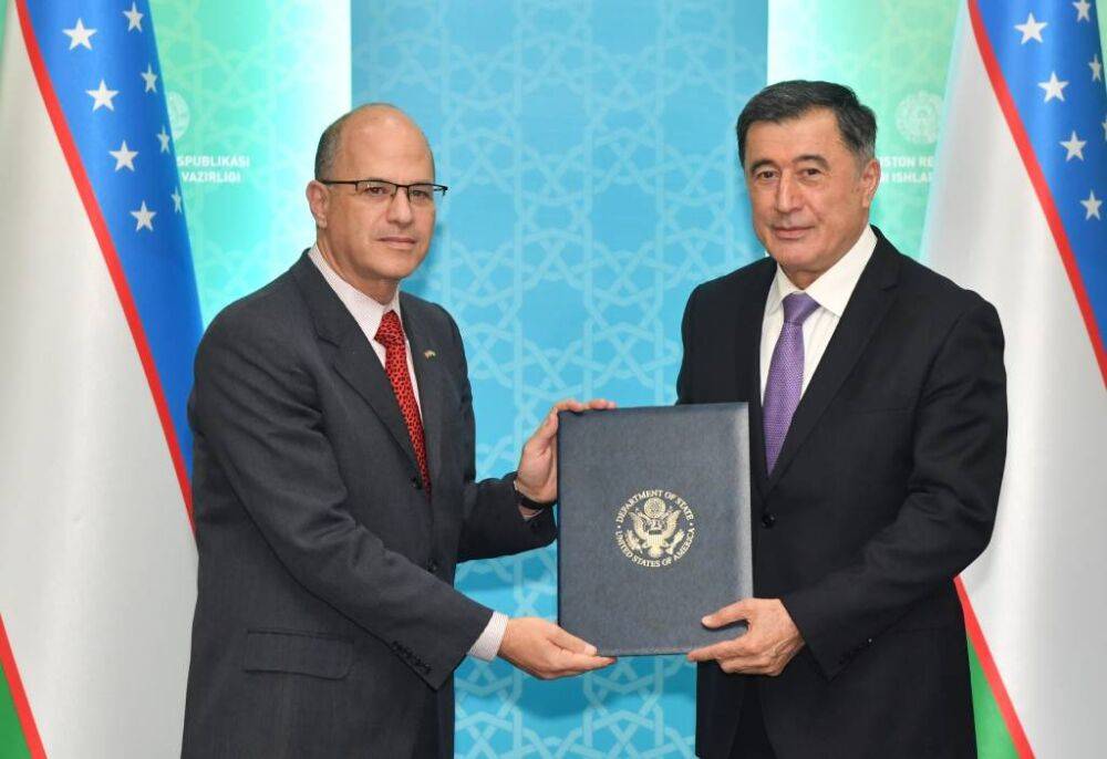 Новый посол США прибыл в Узбекистан