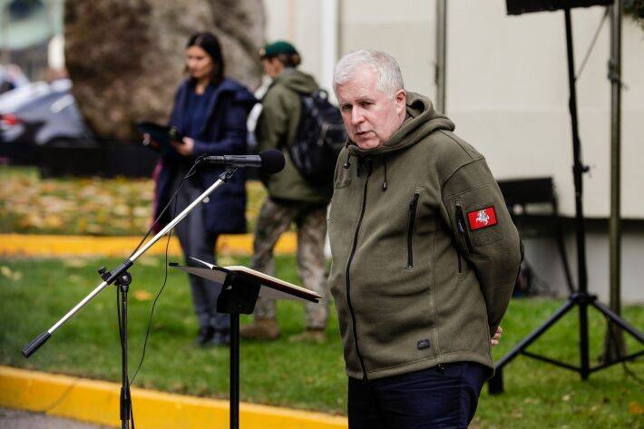 Возможные допсредства на амуницию и вооружения – министр обороны Литвы