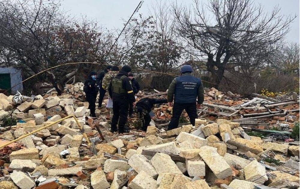 Росіяни розстріляли сім цивільних та підірвали будинок в селі Херсонської області