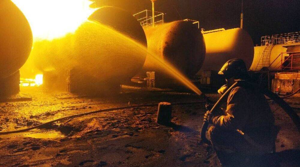 В оккупированной Макеевке произошел пожар на нефтебазе – фото