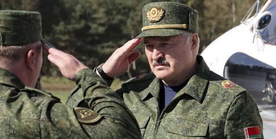 Лукашенко пояснив, чому Білорусь не вводить війська в Україну