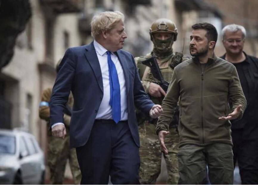 Экс-премьер Великобритании Борис Джонсон стал почетным гражданином Киева