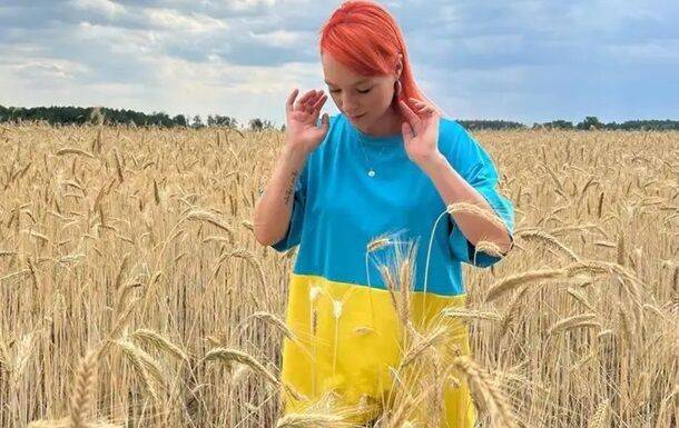 Украинская певица рассказала о жизни родителей в освобожденном Херсоне