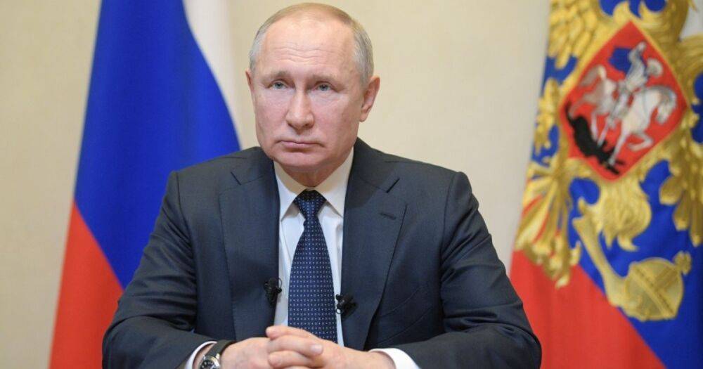 Лицо Путина было одутловатым, а рука посинела, когда он ухватился за стул, — СМИ (фото)