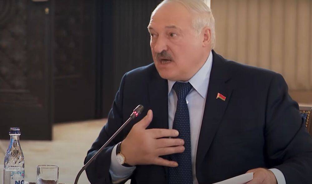Лукашенко передал угрозы путина о "полном уничтожении" Украины: "Призыв Киеву, чтобы он согласился на условия"