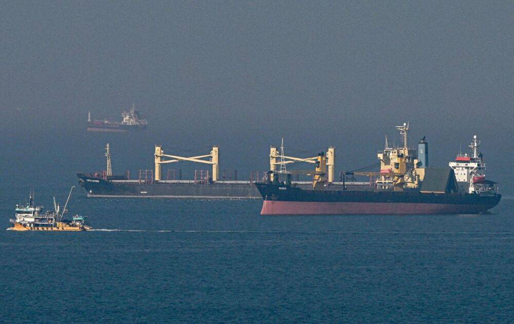 З одеських портів вийшли три судна із агропродукцією для Азії та Європи