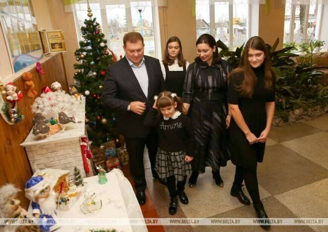 БРЦ: Семья Дмитрия Лукашенко тесно связана с бизнесменами, которые заработали сотни миллионов долларов на продаже БелАЗов