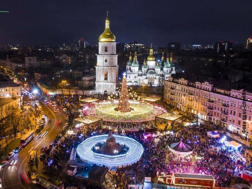 Массовых празднований на Рождество и Новый год в Киеве не будет, вопрос установки елки еще рассматривается – Кличко