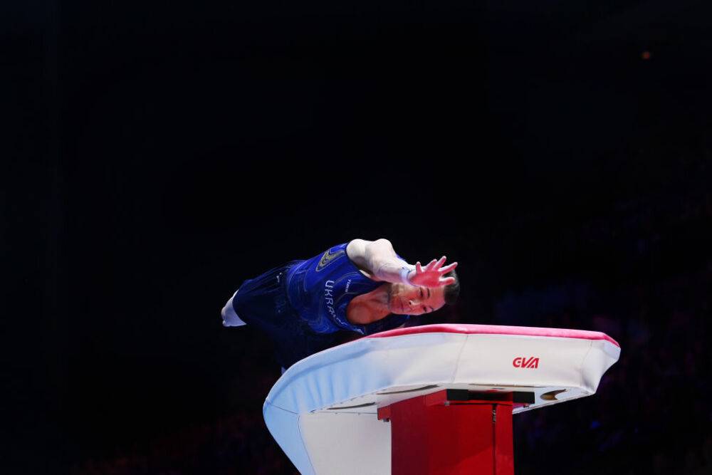 Радивилов завоевал бронзу в опорном прыжке на чемпионате мира-2022 по спортивной гимнастике