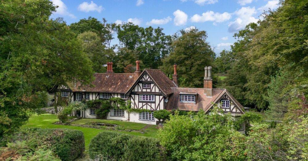 Дом, где родился Шерлок Холмс. В Британии продают загородное имение сэра Артура Конана Дойла