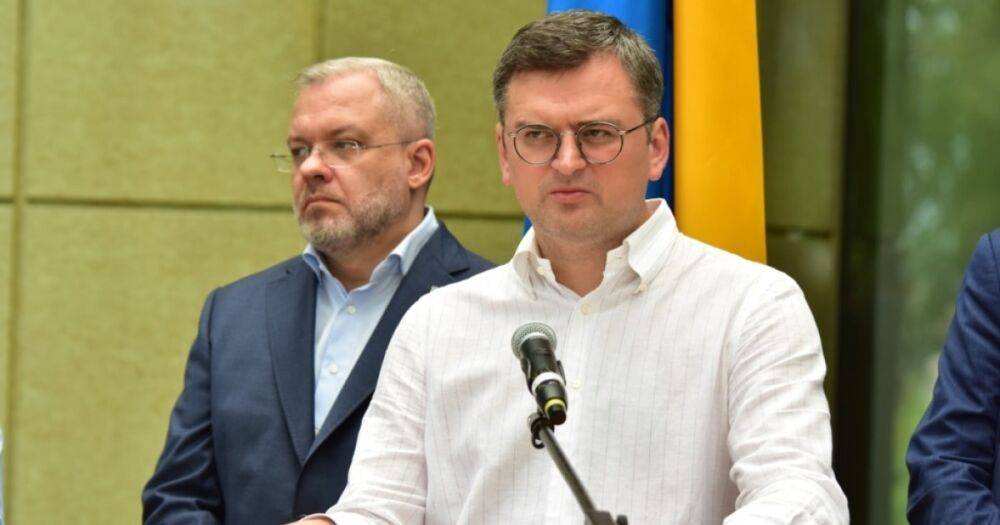"Новая форма террора": посольства Украины получили письма с прямыми угрозами, — Кулеба