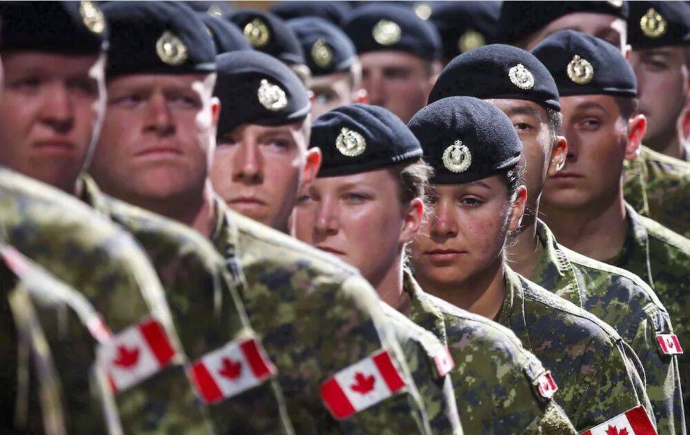 У Канаді дозволили жителям без громадянства служити у Збройних силах