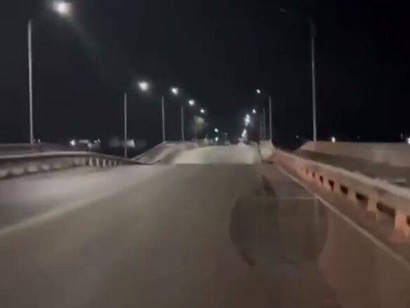 Под Мелитополем подорвали мост, через который россияне везли технику – мэр