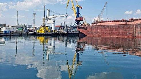 Через негоду та перебої енергопостачання суховантажні машини в рамках «зернової угоди» не змогли вийти в понеділок із портів України
