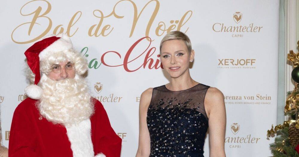 Княгиня Монако Шарлен показала идеальный образ для новогодних праздников