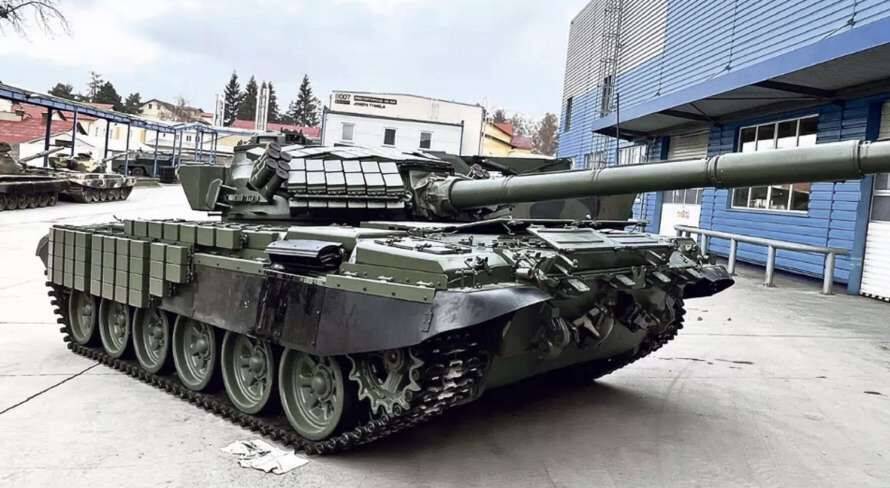 Україна може отримати 30 модернізованих у Чехії танків Т-72