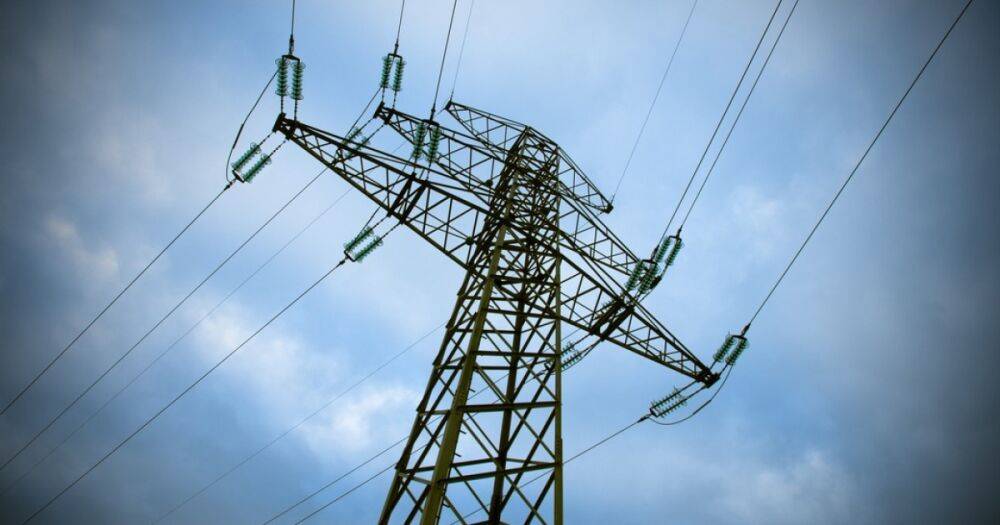 В энергосистеме сохраняется дефицит электричества, ситуацию усложняет непогода, — "Укрэнерго"