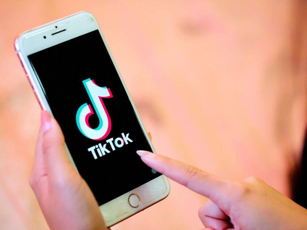 В США могут запретить Tik Tok из-за опасений, что соцсеть может следить за американцами