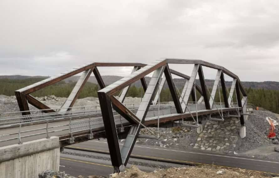 Норвегія передала десять мостів постраждалим регіонам України