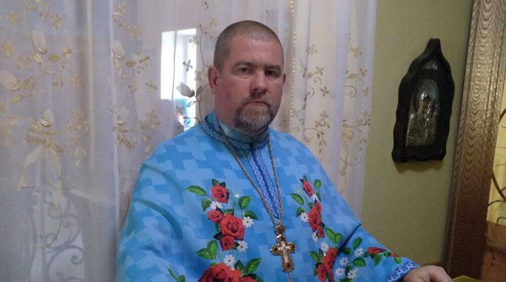В Одессе простились с известным священником и волонтером