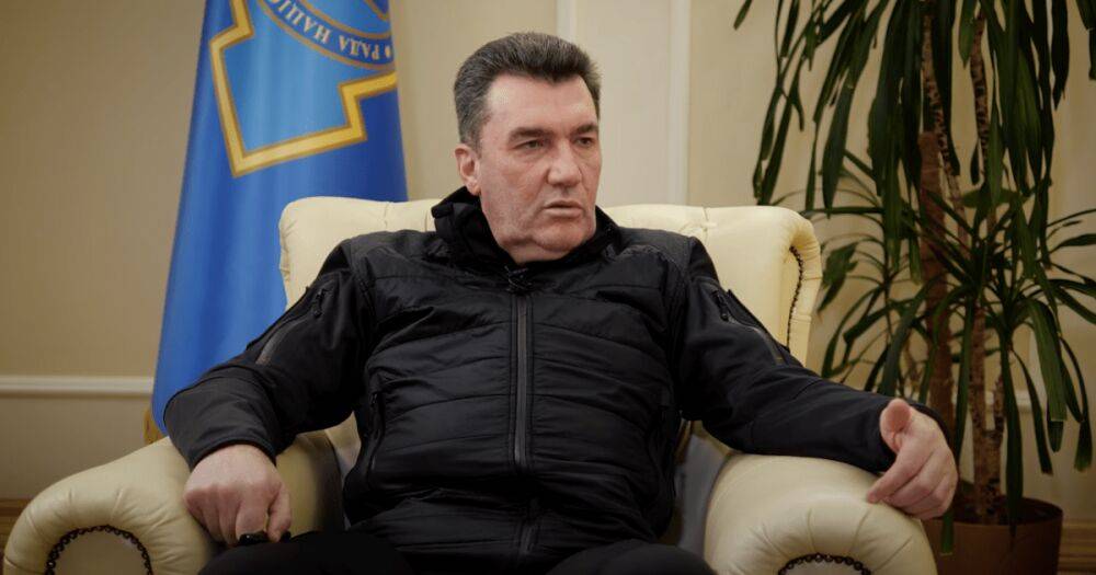 "Кто будет защищать?": Данилов объяснил, почему он против эвакуации людей из Киева (видео)