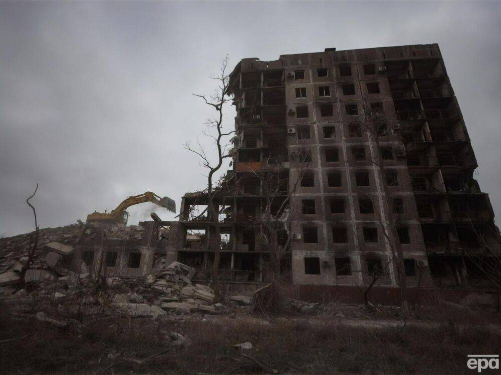 "Так выглядит Апокалипсис". Андрющенко показал видео, как оккупанты разрушают Мариуполь
