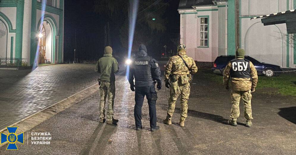СБУ проводит обыски в монастырях и храмах в трех областях Украины