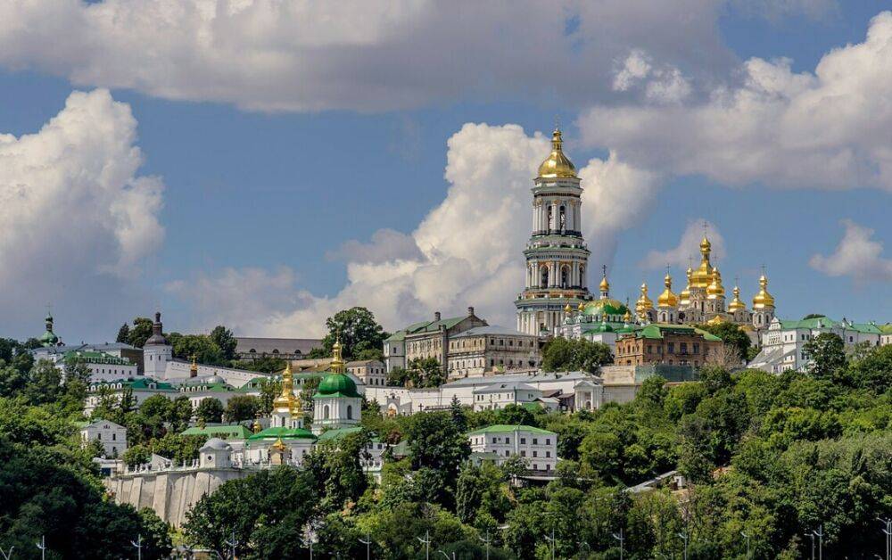 «О передаче речь не идет»: Ткаченко прокомментировал регистрацию монастыря ПЦУ в Лавре