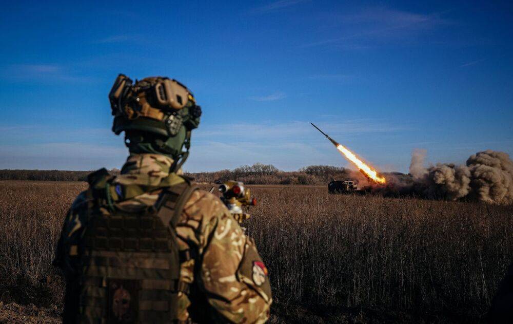 Українські артилеристи показали, як дають відсіч окупантам на сході (відео)