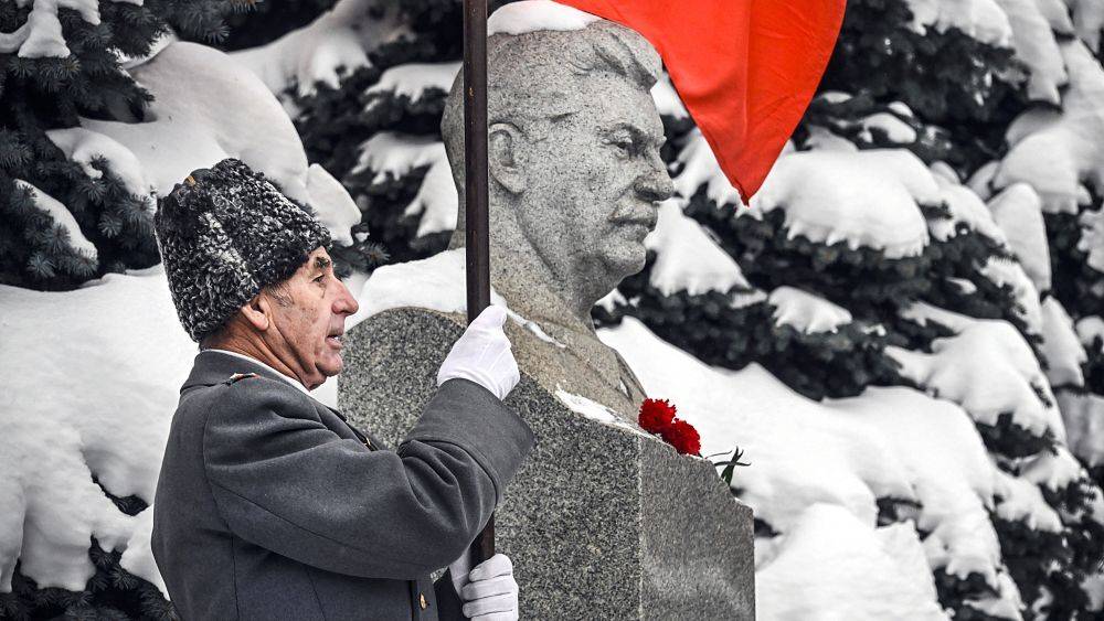 Коммунисты отметили день рождения Сталина
