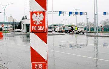 Белорусы с субботы стоят в очереди на границе с Польшей