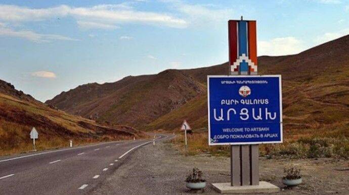 В Армении раскритиковали РФ: принуждает к уступкам Азербайджану и присоединению к "Союзному государству"