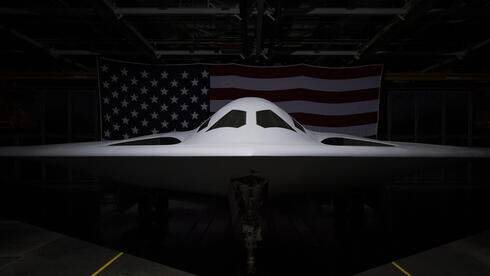 США представили новый ядерный бомбардировщик-"невидимку"
