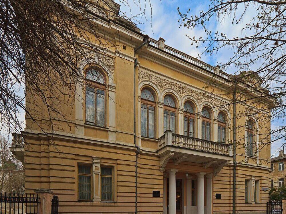 Россияне готовятся вывозить экспонаты из музеев Крыма