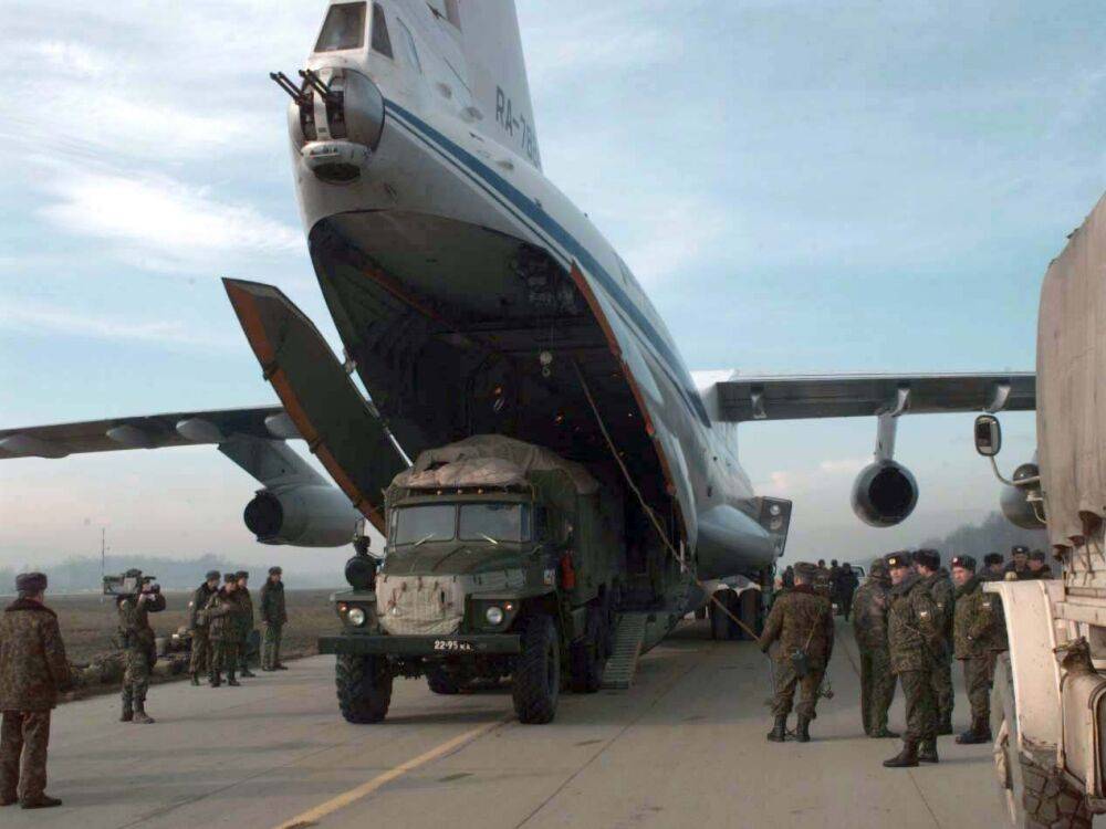 В Беларусь прилетели шесть военно-транспортных самолетов РФ