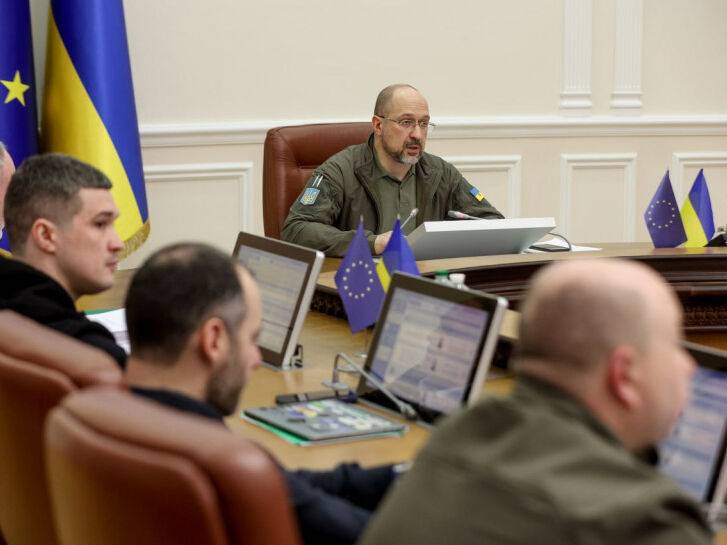 Шмыгаль: Украина получила за год пять "безвизов" с ЕС
