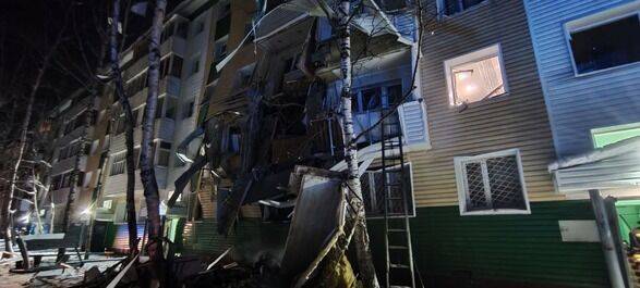 В нижневартовске из-за взрыва газа обрушились два этажа дома, есть жертвы